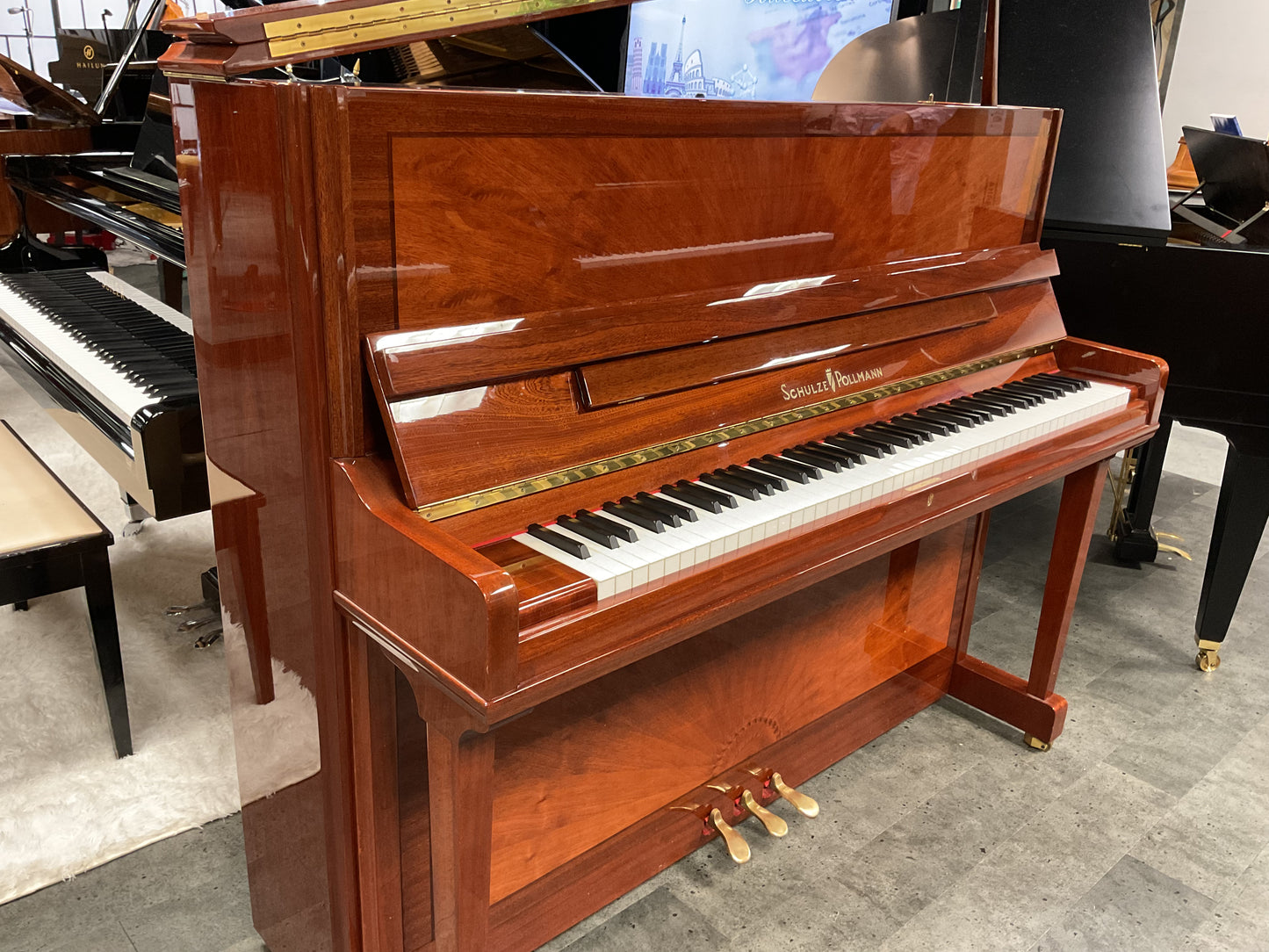 Pre-Owned Vertical Schulze Pollmann 126 (48")