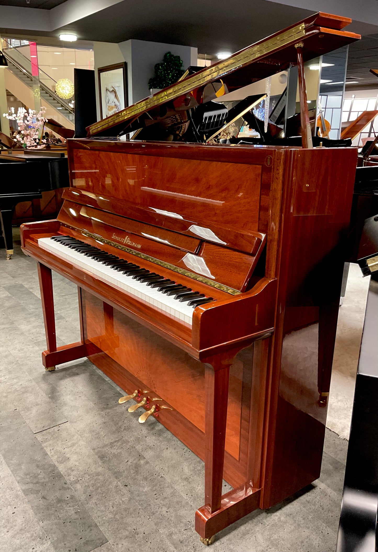 Pre-Owned Vertical Schulze Pollmann 126 (48")